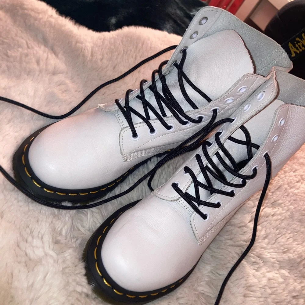 Dr Martens 1460 Women's Pascal Virginia Leather Boots - Picture 4 of 8